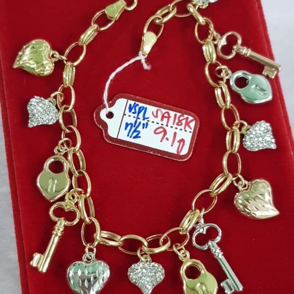 Bracelet